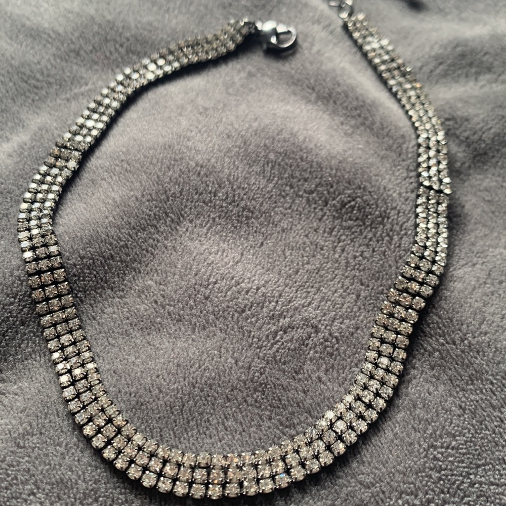 (3/$45) Rhinestone choker